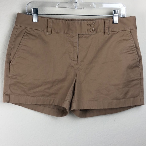 Vineyard Vines Pants - Vineyard Vines women’s 8 cotton khaki shorts